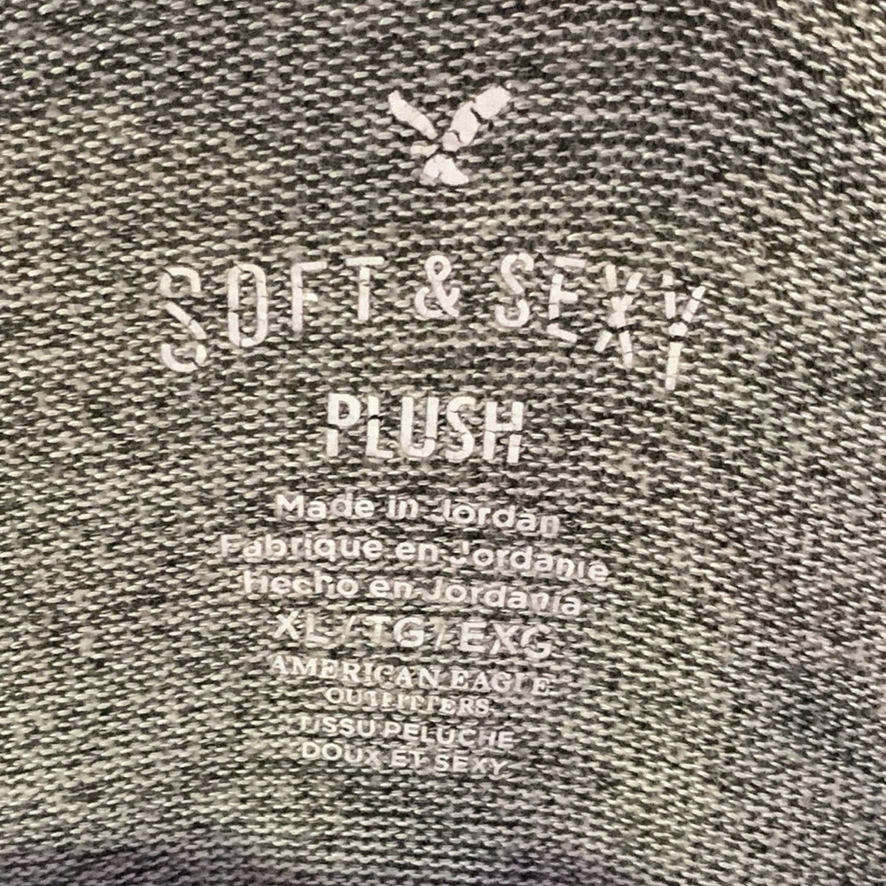 American Eagle Super Soft and Sexy Camo long sleeve (XL) - Picture 4 of 4